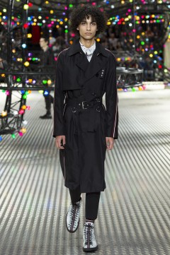 Dior Homme Spring 2017 Menswear Look 20