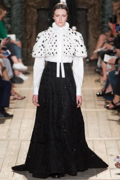 Valentino Fall 2016 Couture Look 5