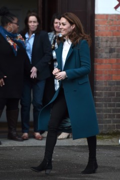 Kate Middleton in Sezane and Jigsaw-6